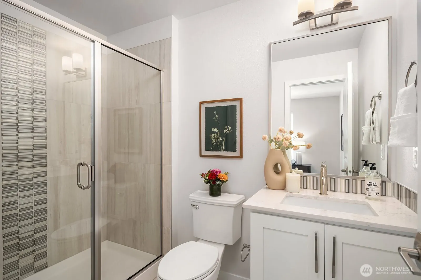 1241 7th Avenue NE, Issaquah, WA 98029