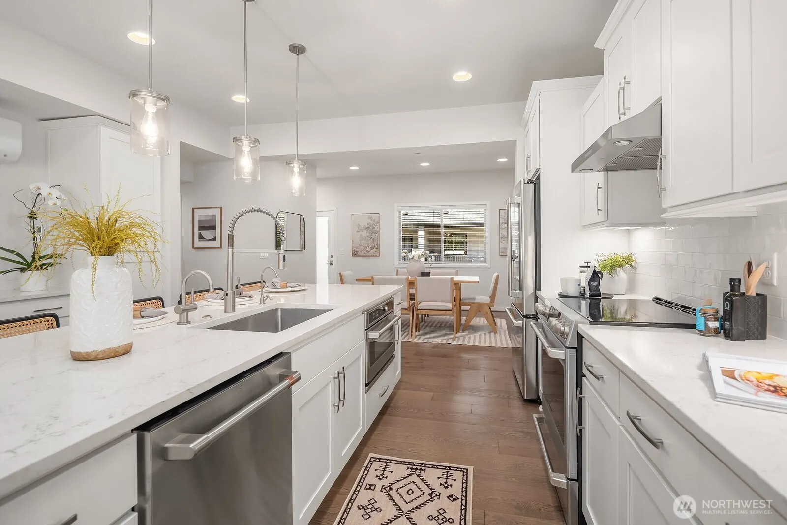 1241 7th Avenue NE, Issaquah, WA 98029