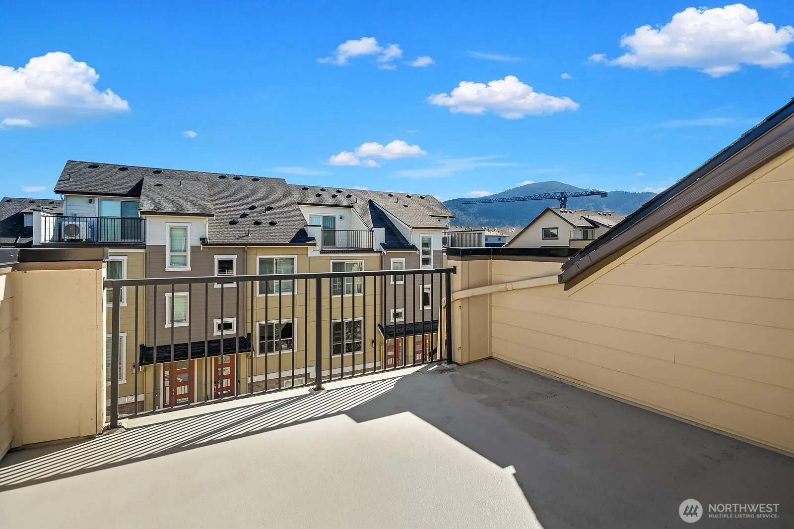 1241 7th Avenue NE, Issaquah, WA 98029