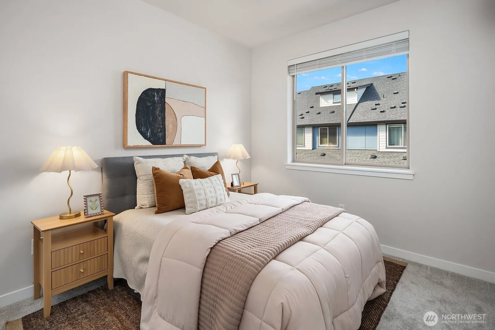 1241 7th Avenue NE, Issaquah, WA 98029