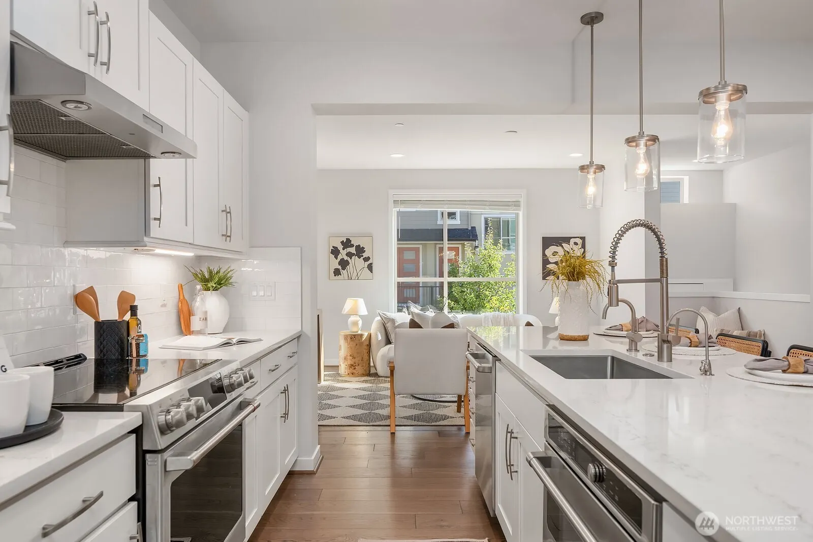 1241 7th Avenue NE, Issaquah, WA 98029