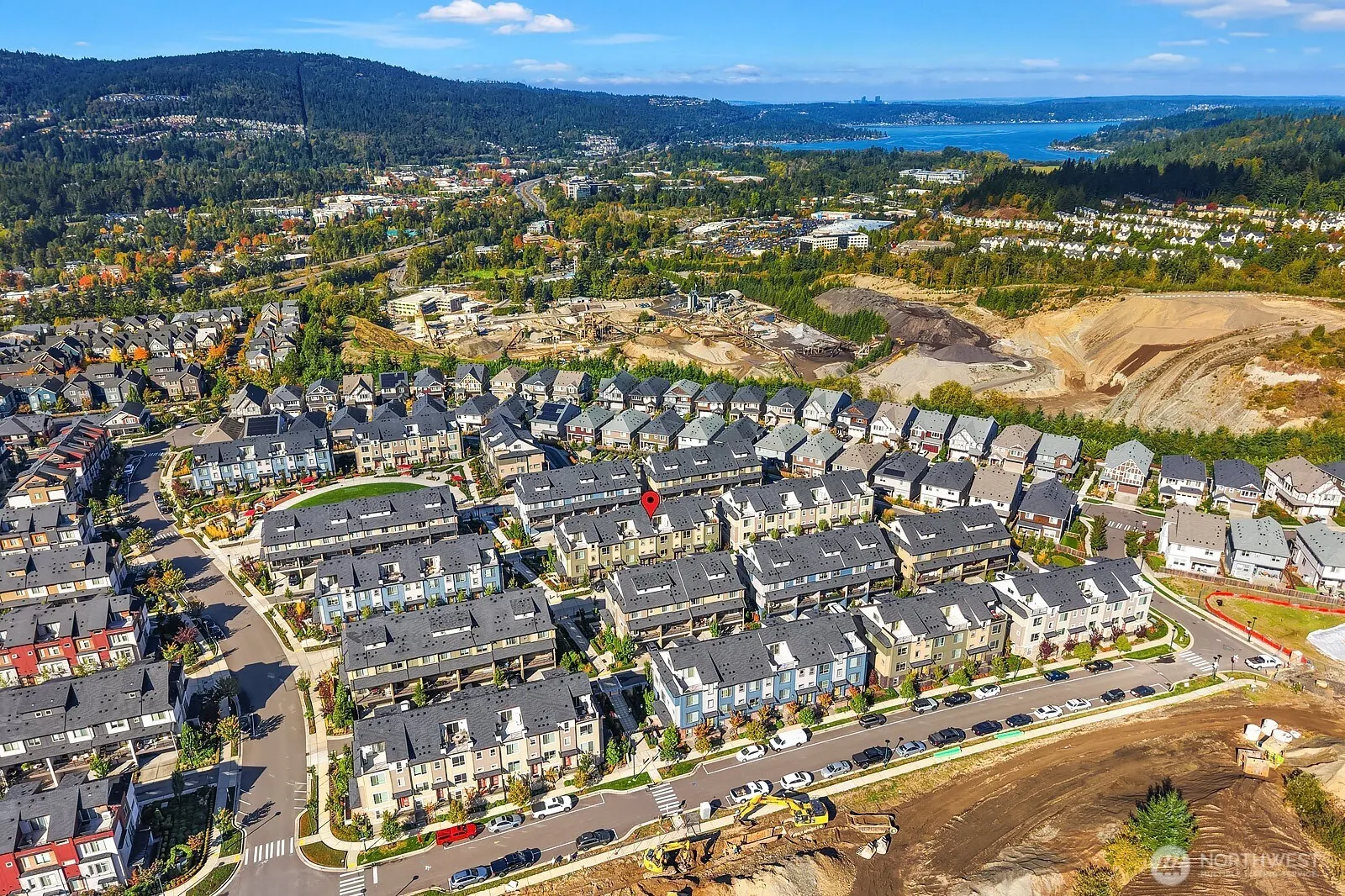 1241 7th Avenue NE, Issaquah, WA 98029