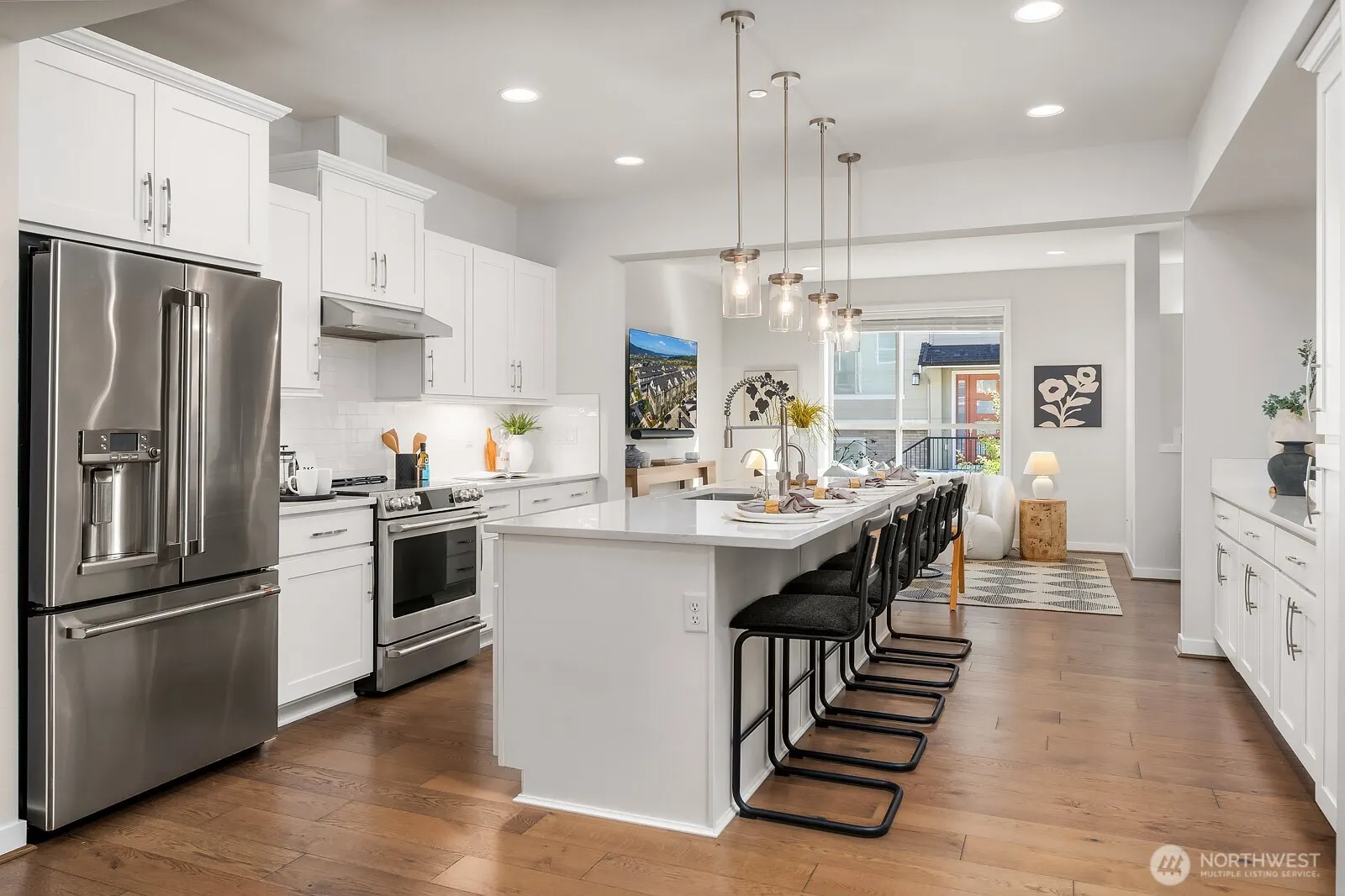 1241 7th Avenue NE, Issaquah, WA 98029