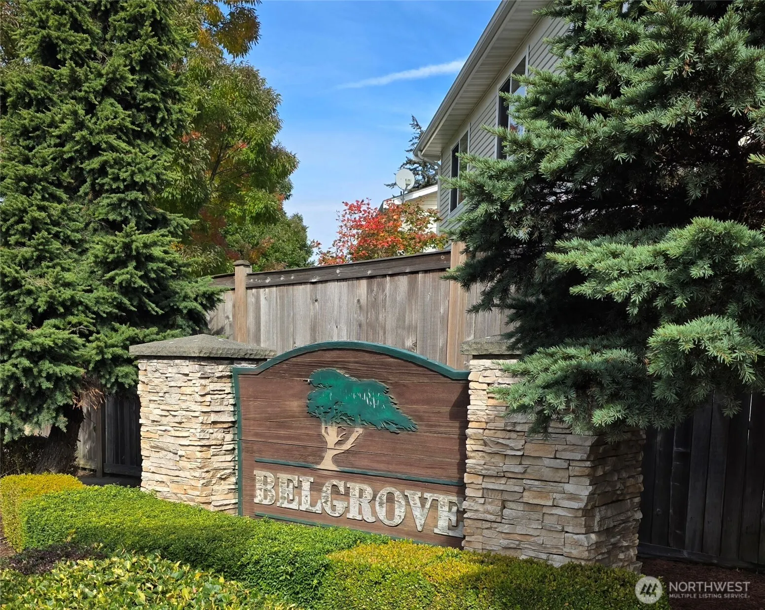 18866 108th Lane SE, Renton, WA 98055-6401