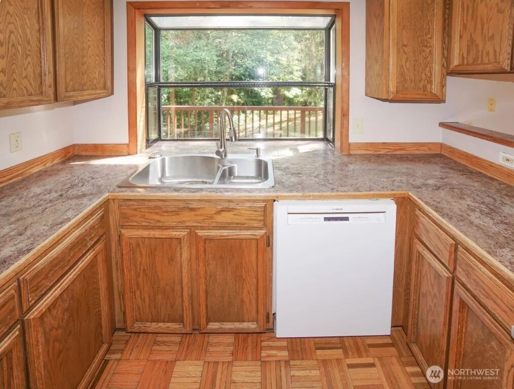 5928 160th Court NE, Redmond, WA 98052