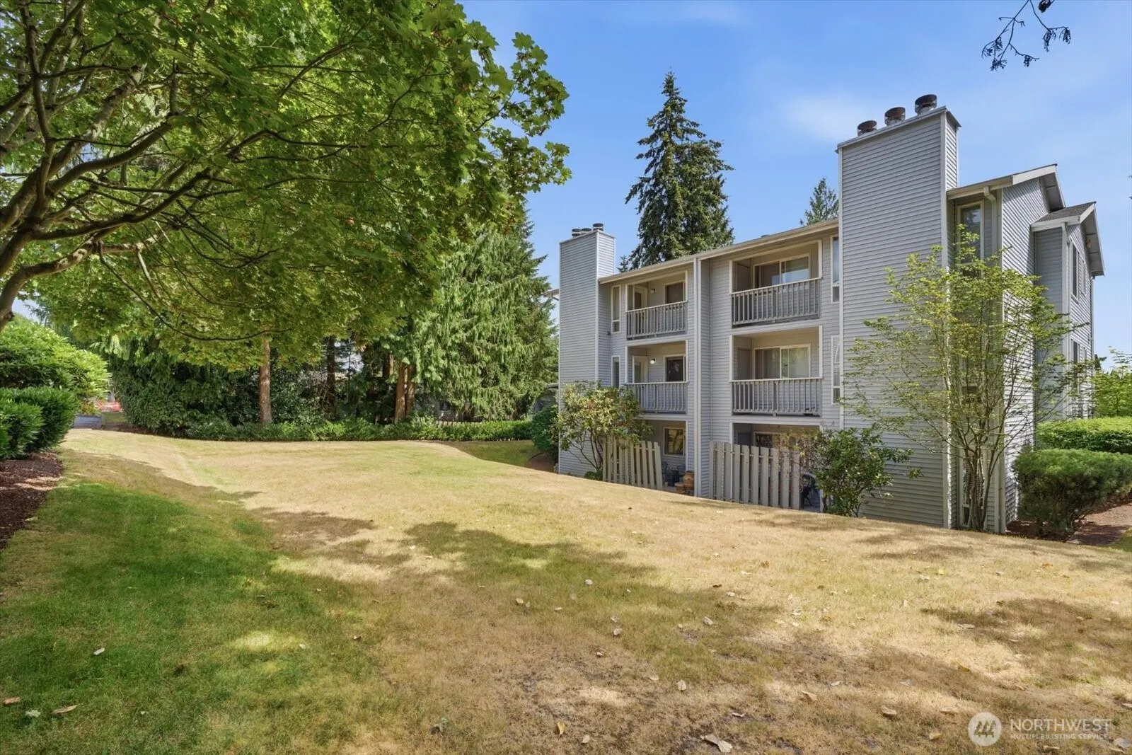 7019 210th Street SW #4, Lynnwood, WA 98036-7372
