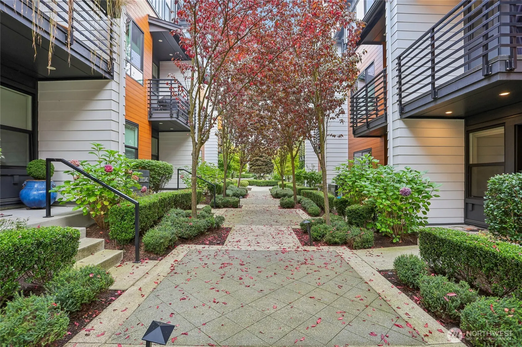 18319 96th Lane NE #B, Bothell, WA 98011