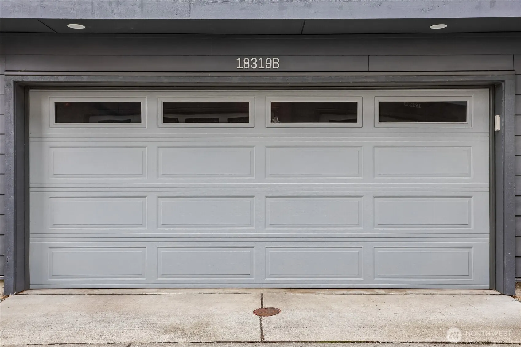 18319 96th Lane NE #B, Bothell, WA 98011
