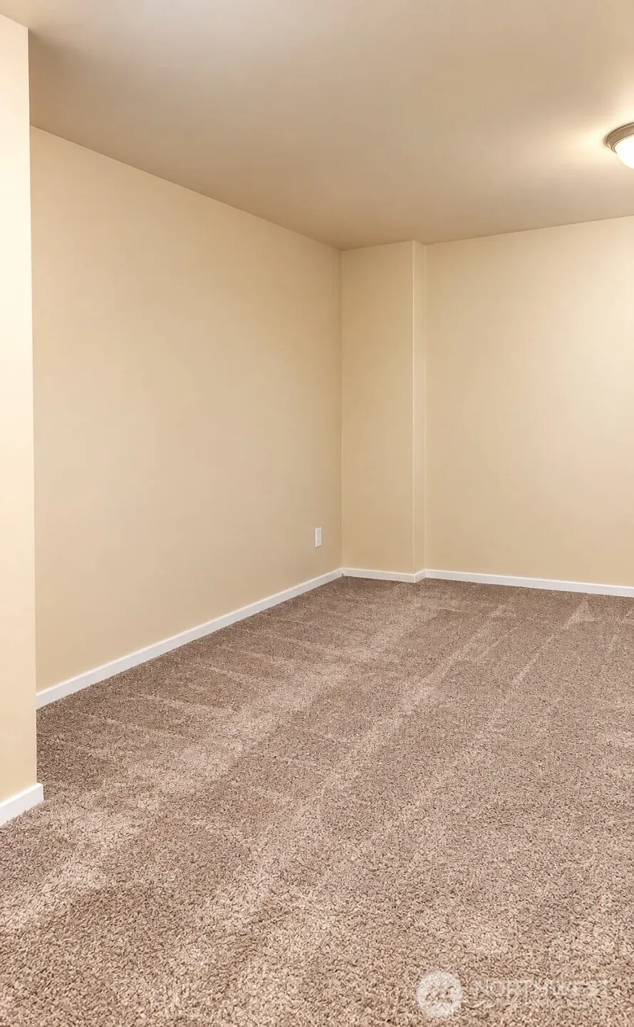 16500 SE 1st Dr , Bothell, WA 98012