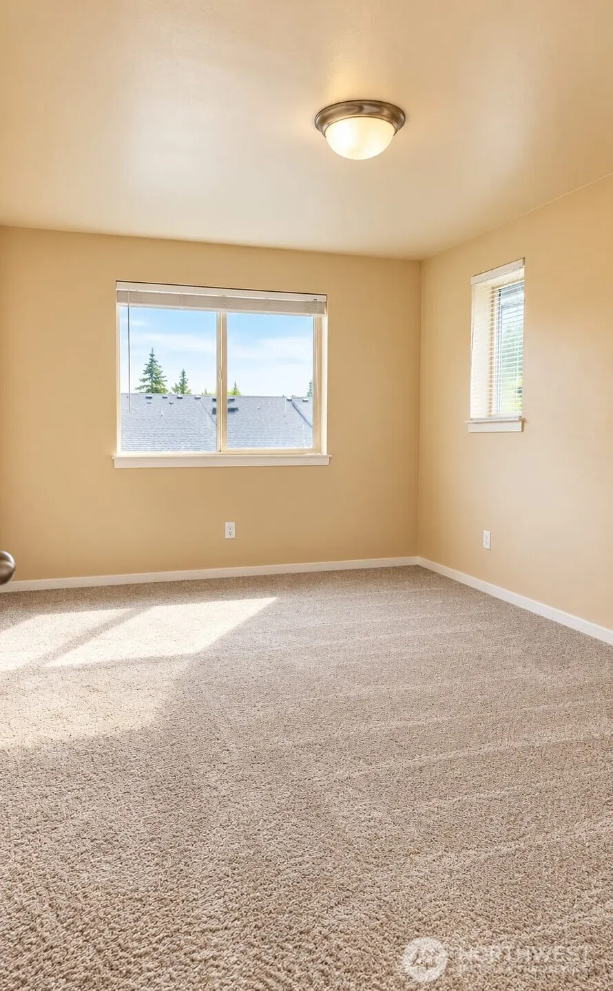 16500 SE 1st Dr , Bothell, WA 98012