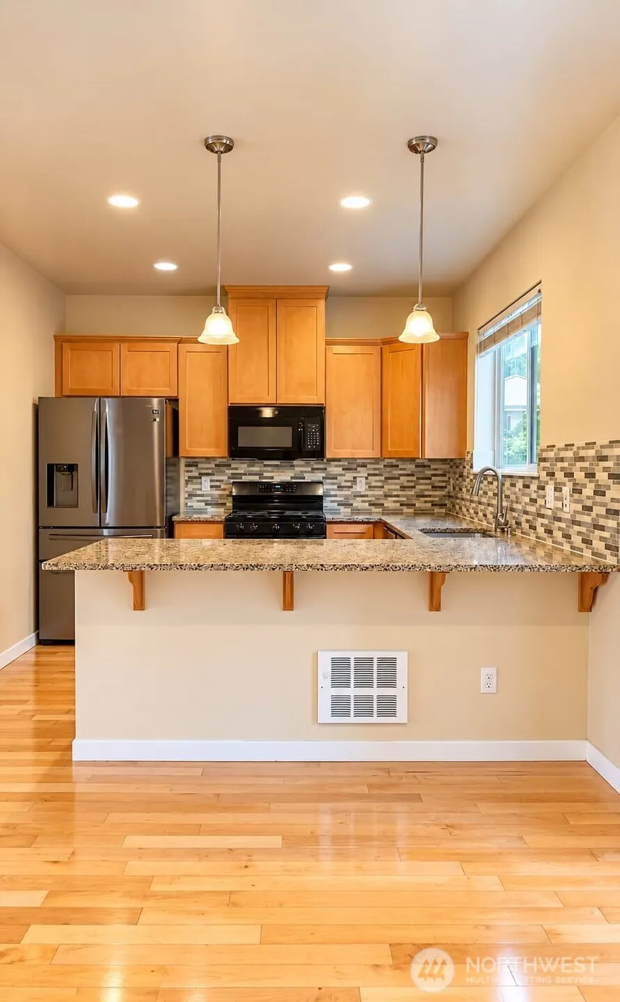 16500 SE 1st Dr , Bothell, WA 98012