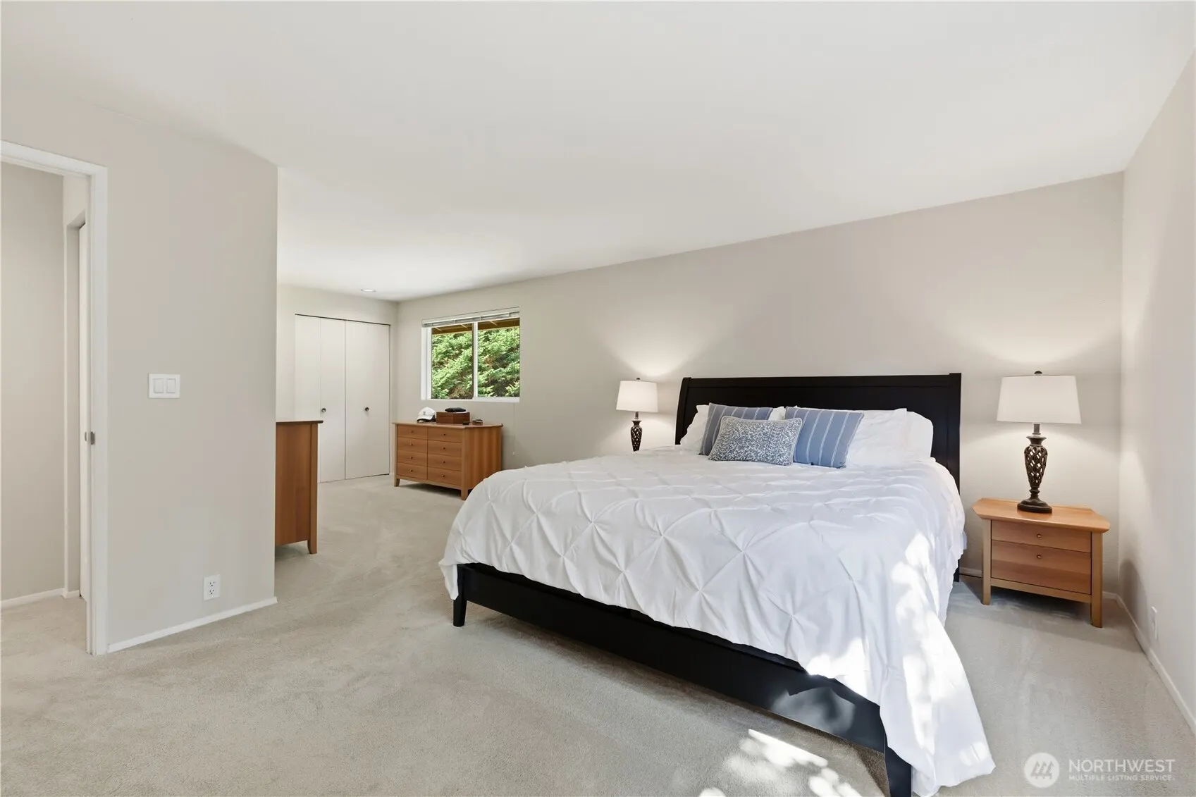 18202 NE 191st Street , Woodinville, WA 98077