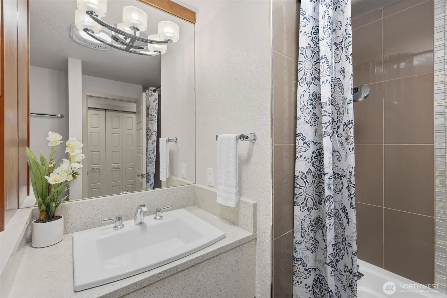 20535 NE 37th Way , Sammamish, WA 98074