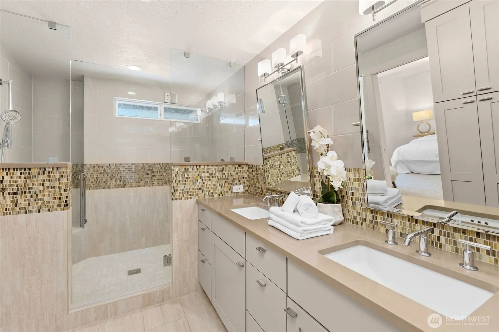 20535 NE 37th Way , Sammamish, WA 98074