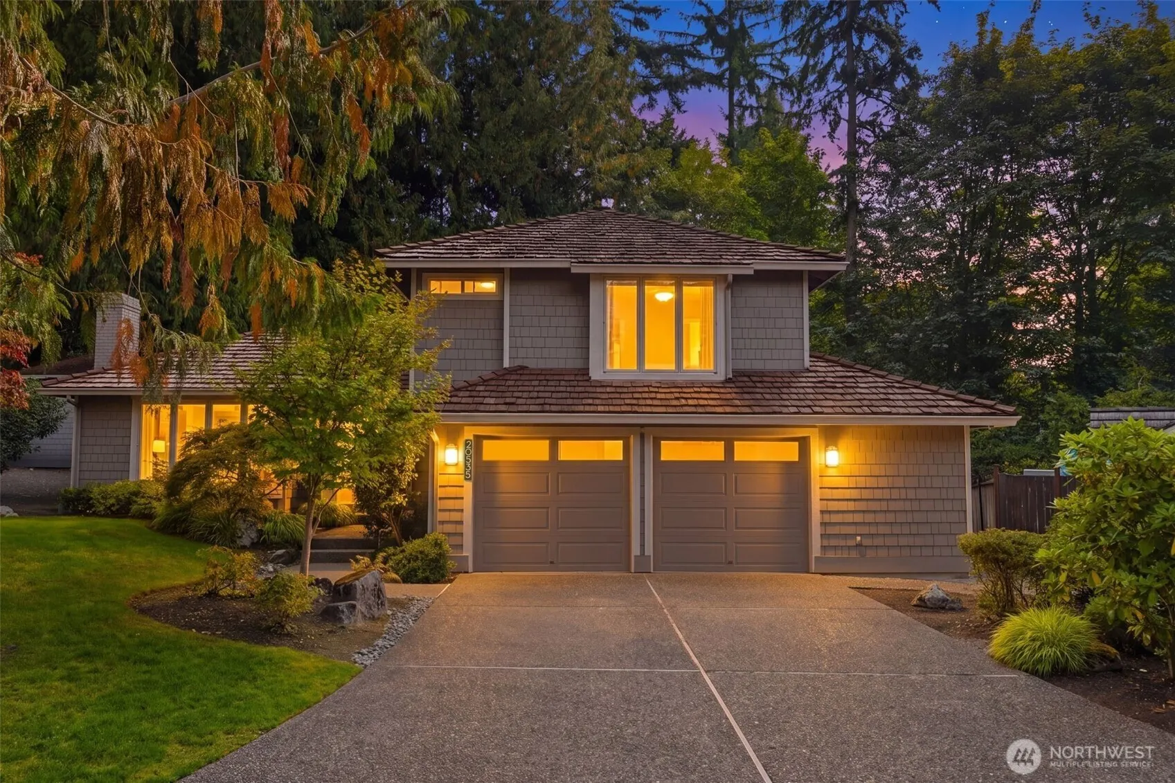 20535 NE 37th Way , Sammamish, WA 98074