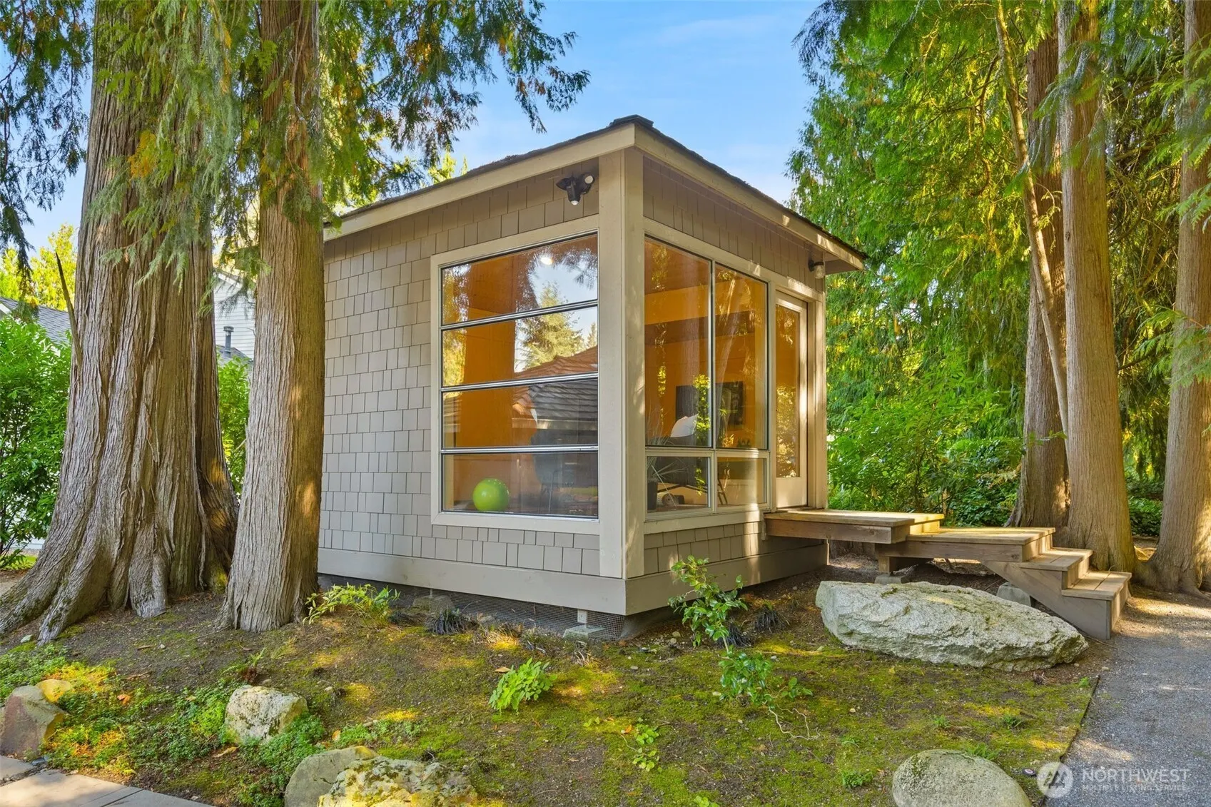 20535 NE 37th Way , Sammamish, WA 98074