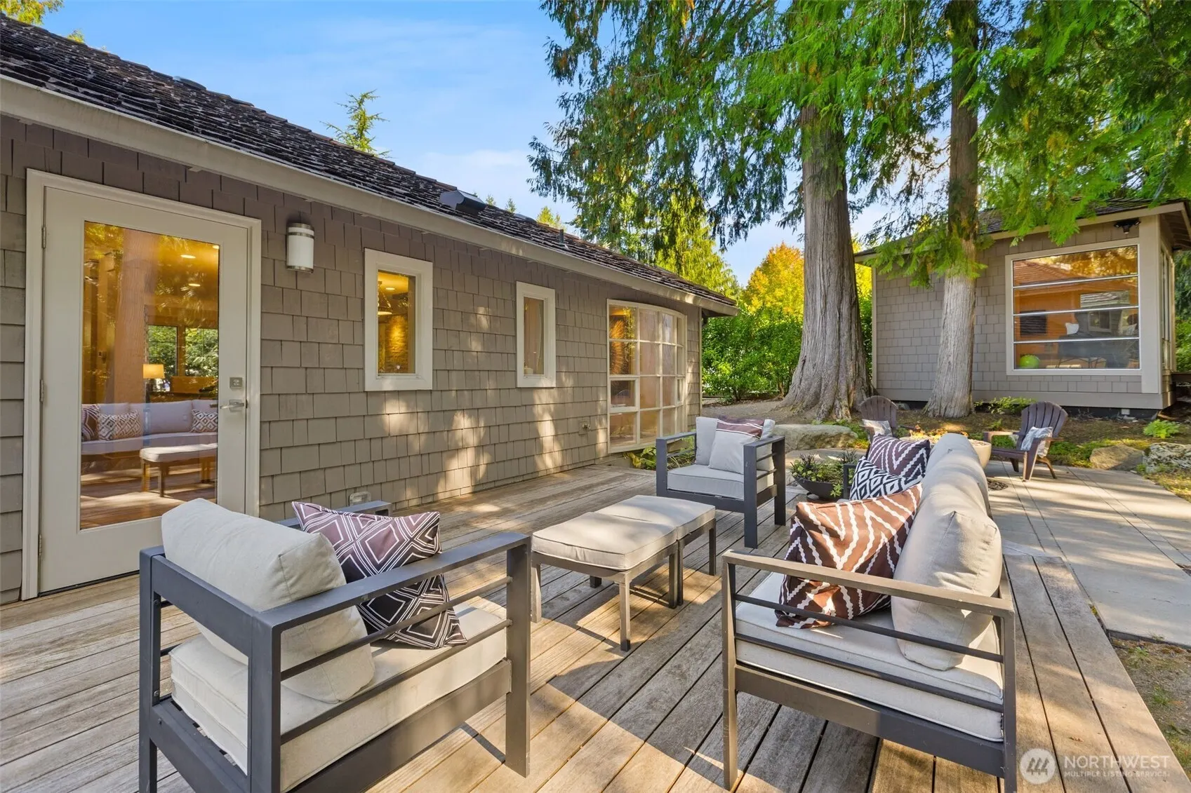20535 NE 37th Way , Sammamish, WA 98074