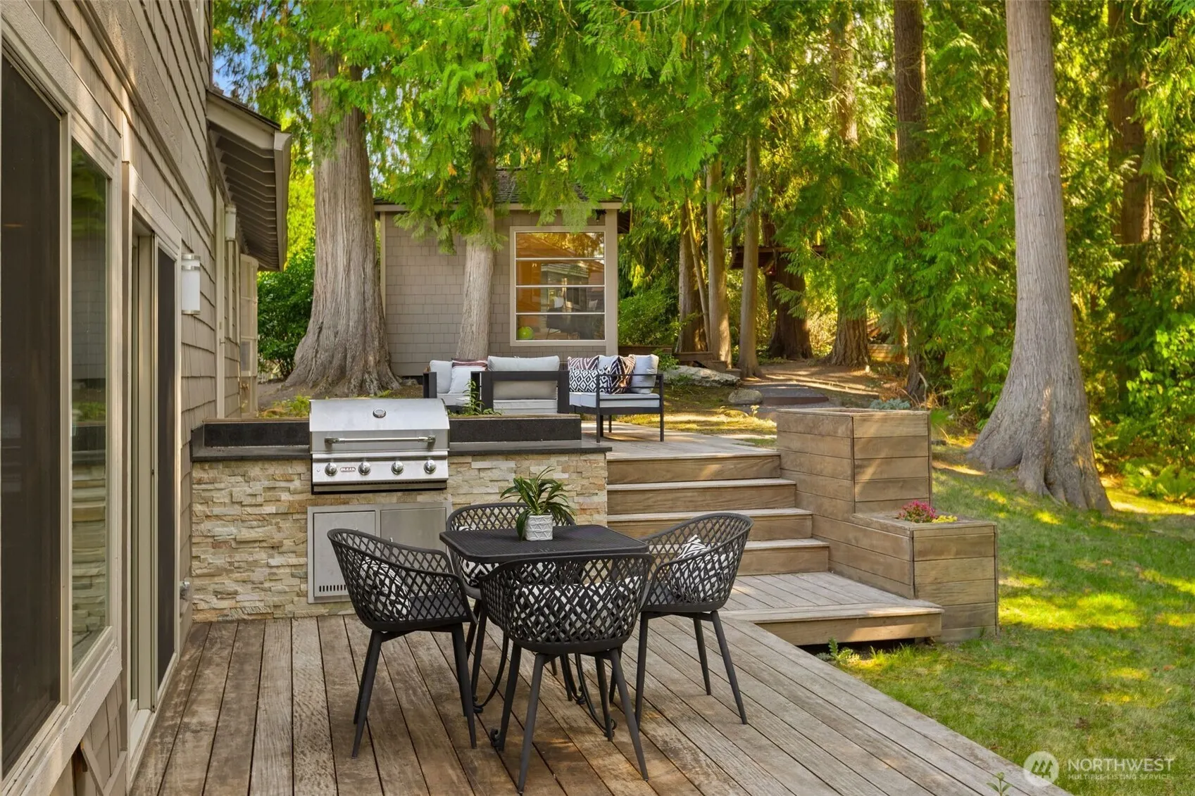 20535 NE 37th Way , Sammamish, WA 98074
