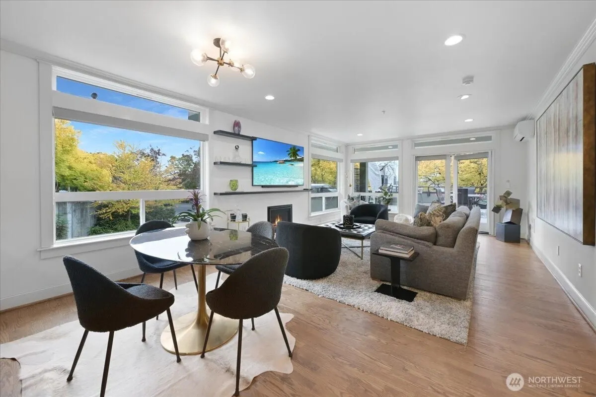 121 Lakeside Avenue #201, Seattle, WA 98122
