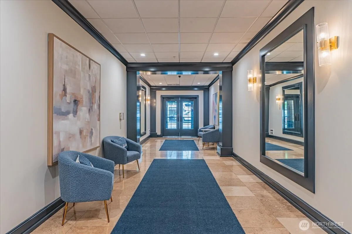 121 Lakeside Avenue #201, Seattle, WA 98122