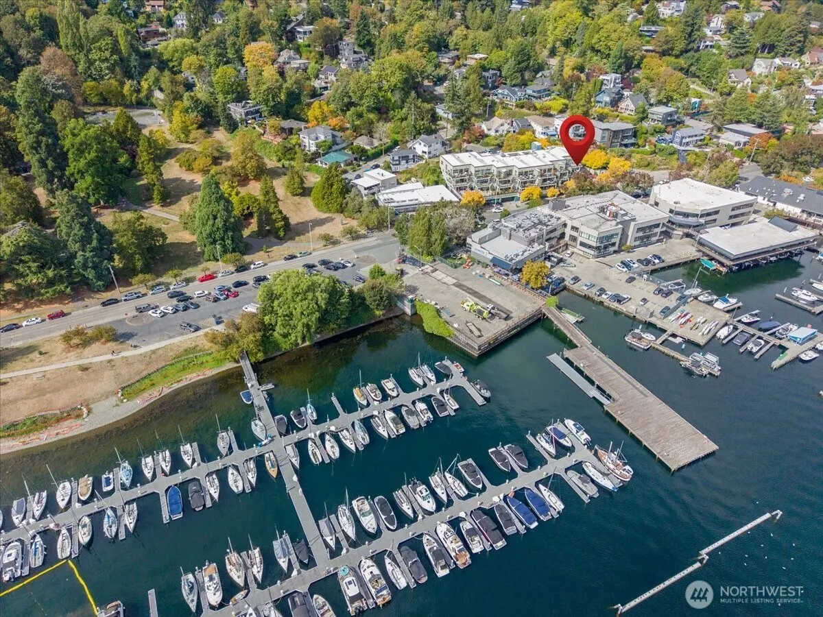 121 Lakeside Avenue #201, Seattle, WA 98122