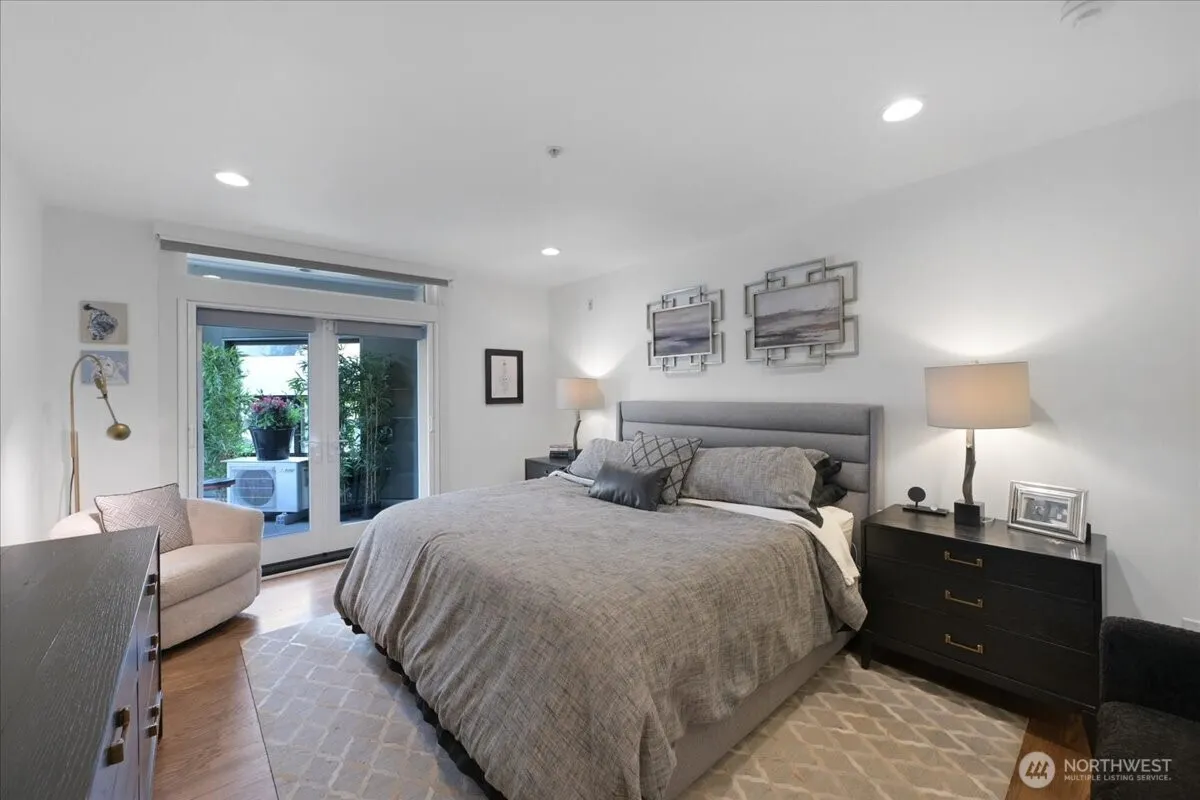 121 Lakeside Avenue #201, Seattle, WA 98122
