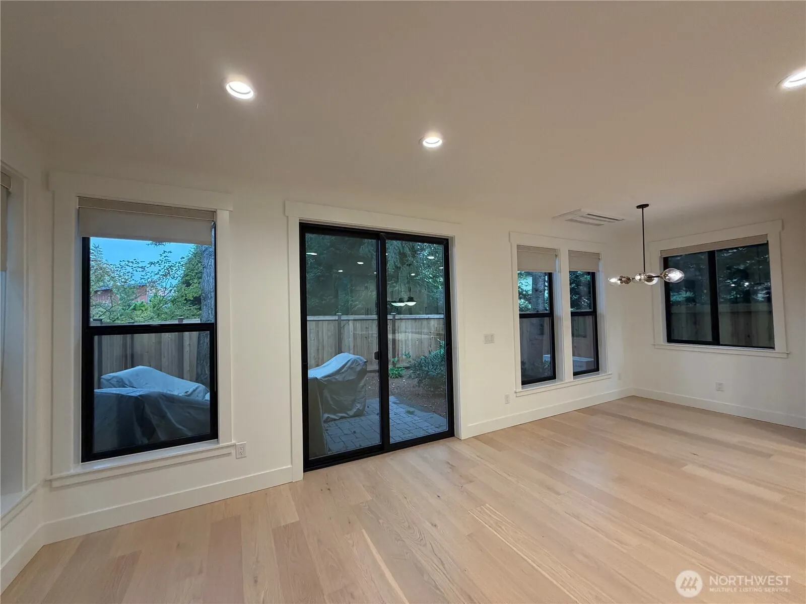 8013 131st Place NE, Kirkland, WA 98033