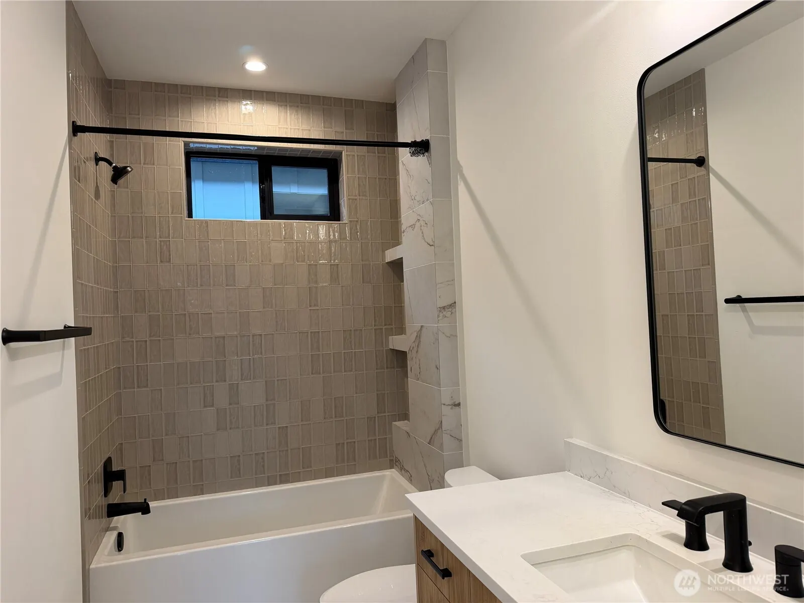 8013 131st Place NE, Kirkland, WA 98033