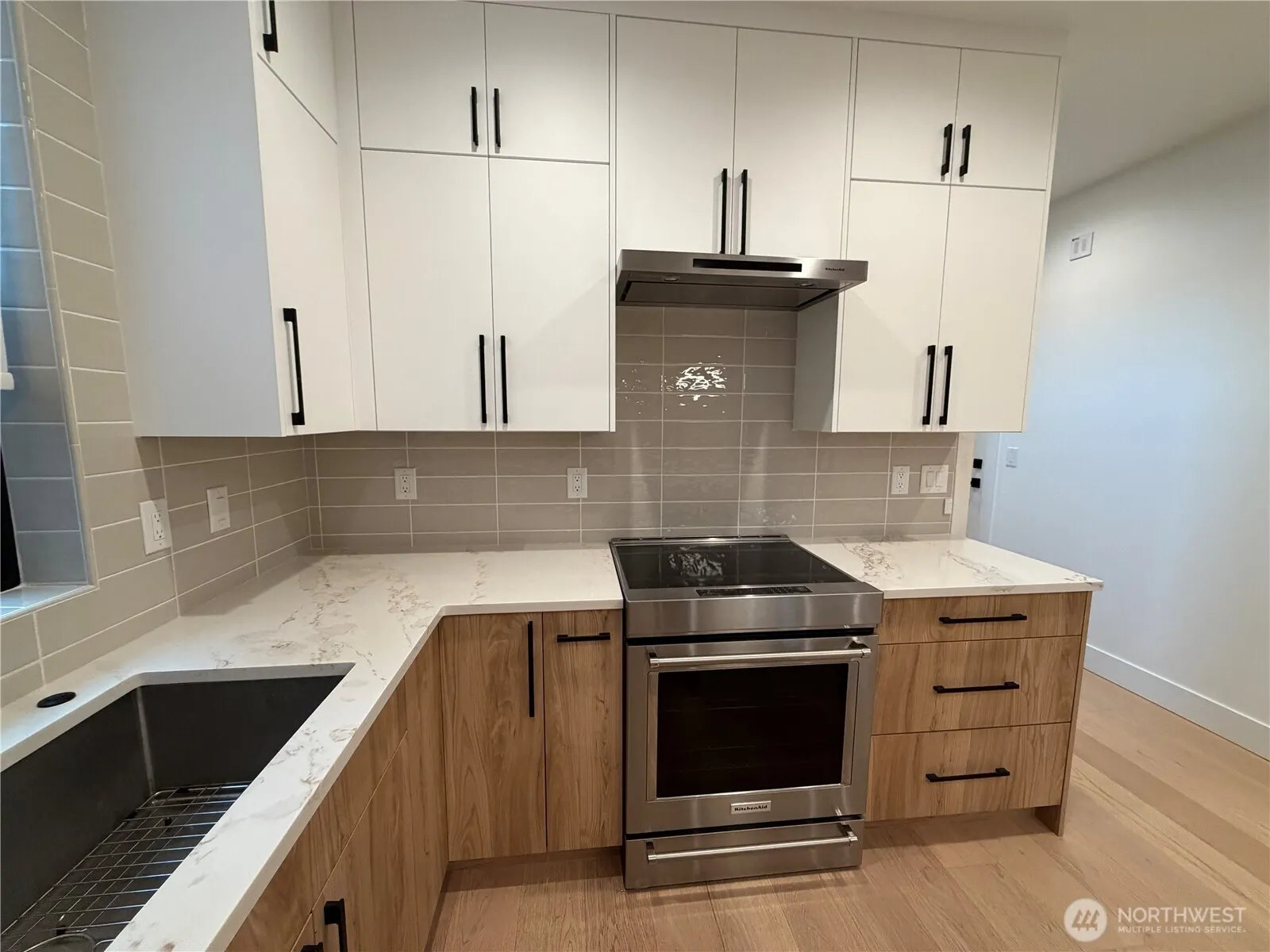 8013 131st Place NE, Kirkland, WA 98033