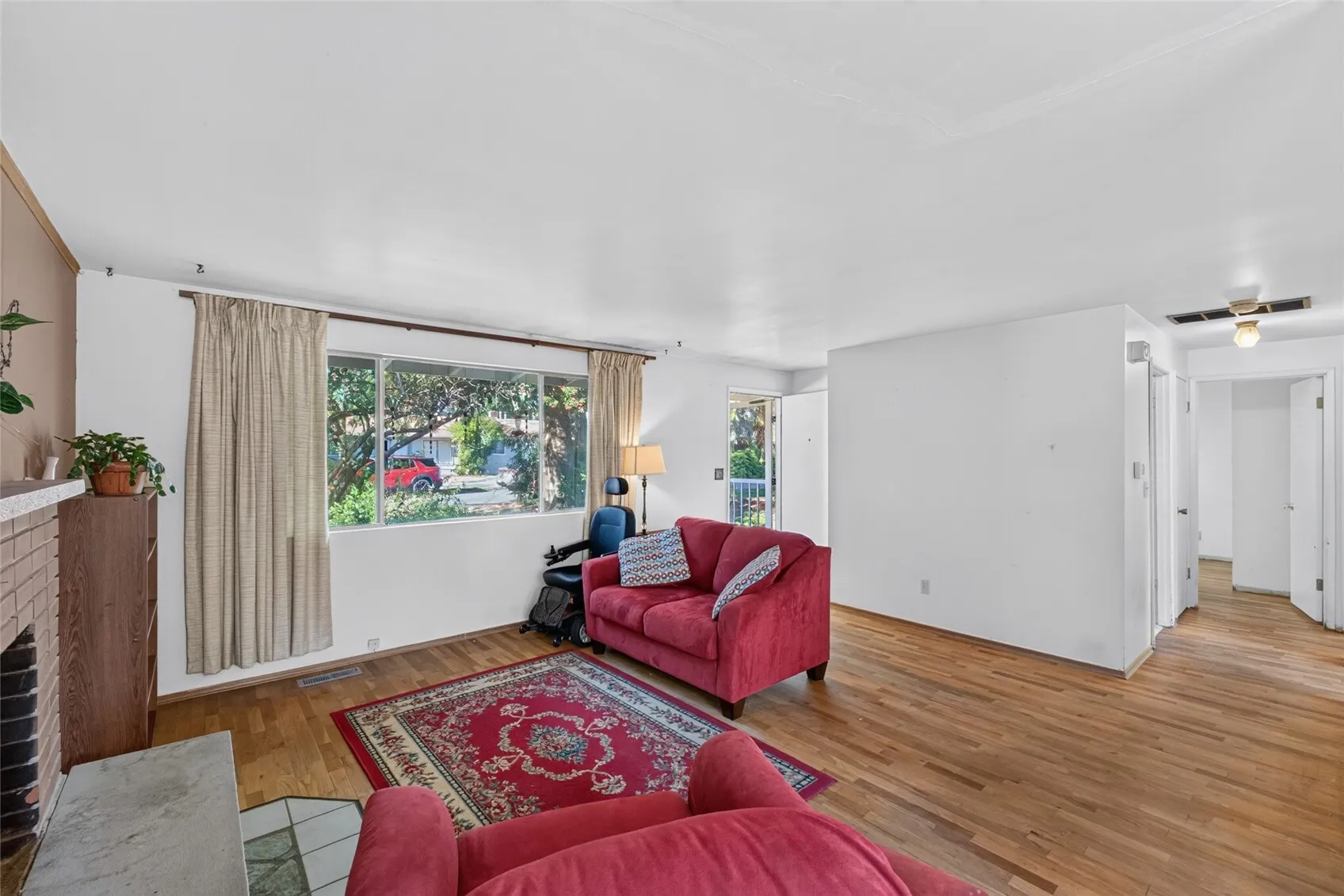 10230 126th Avenue SE, Renton, WA 98056