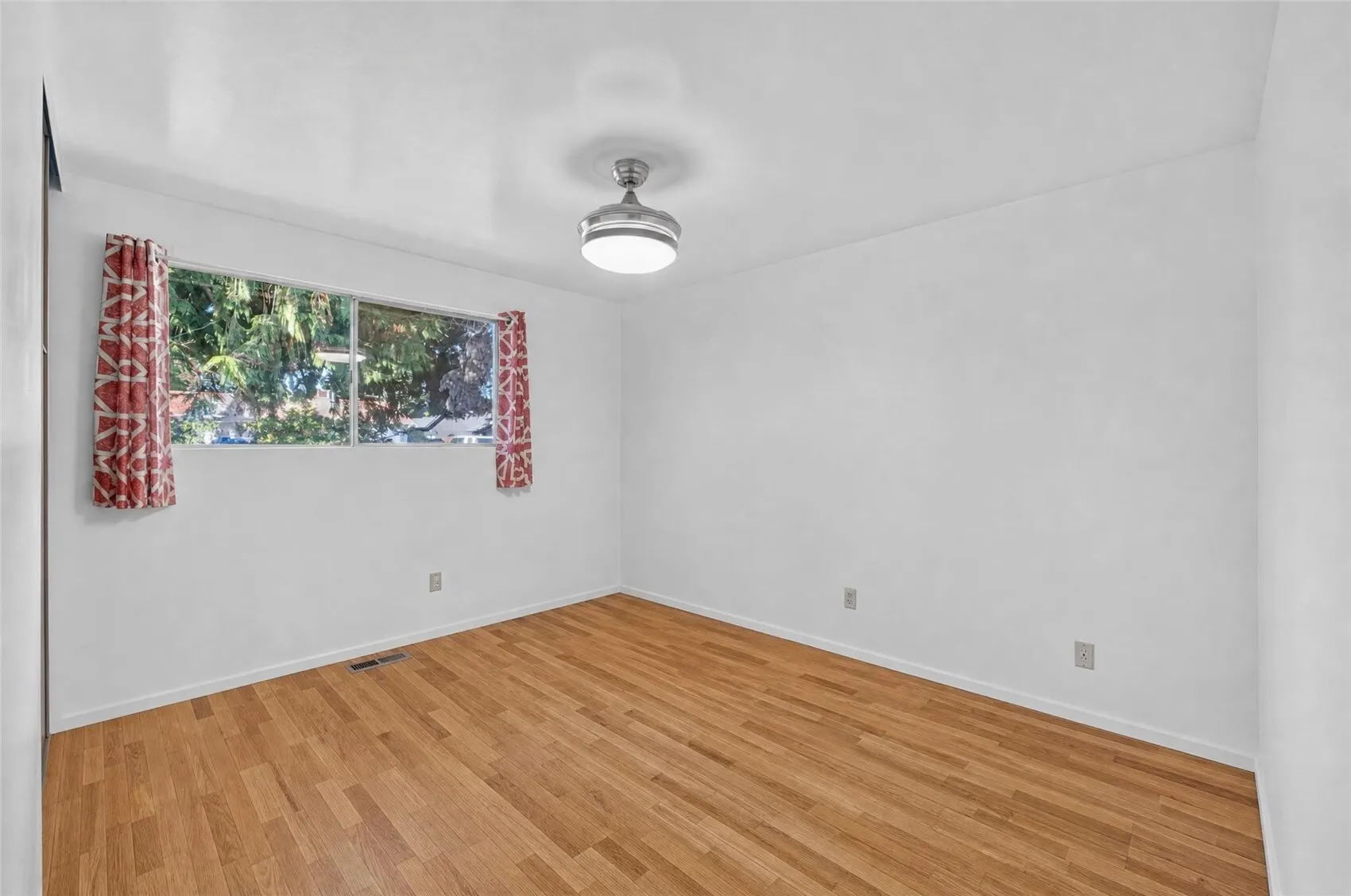 10230 126th Avenue SE, Renton, WA 98056