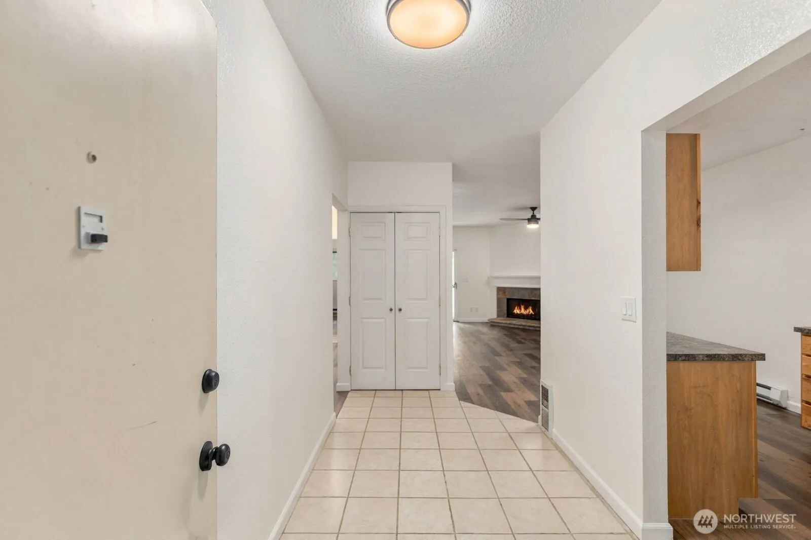 14475 NE 40th St #E202, Bellevue, WA 98007