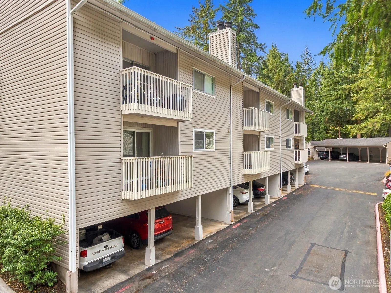 14475 NE 40th St #E202, Bellevue, WA 98007
