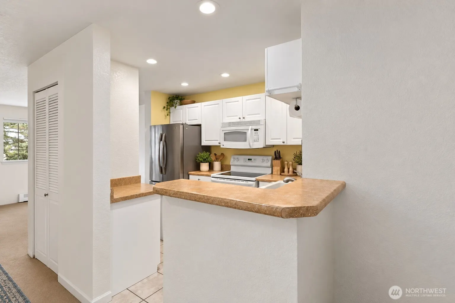 4160 178th Lane SE #5, Bellevue, WA 98008