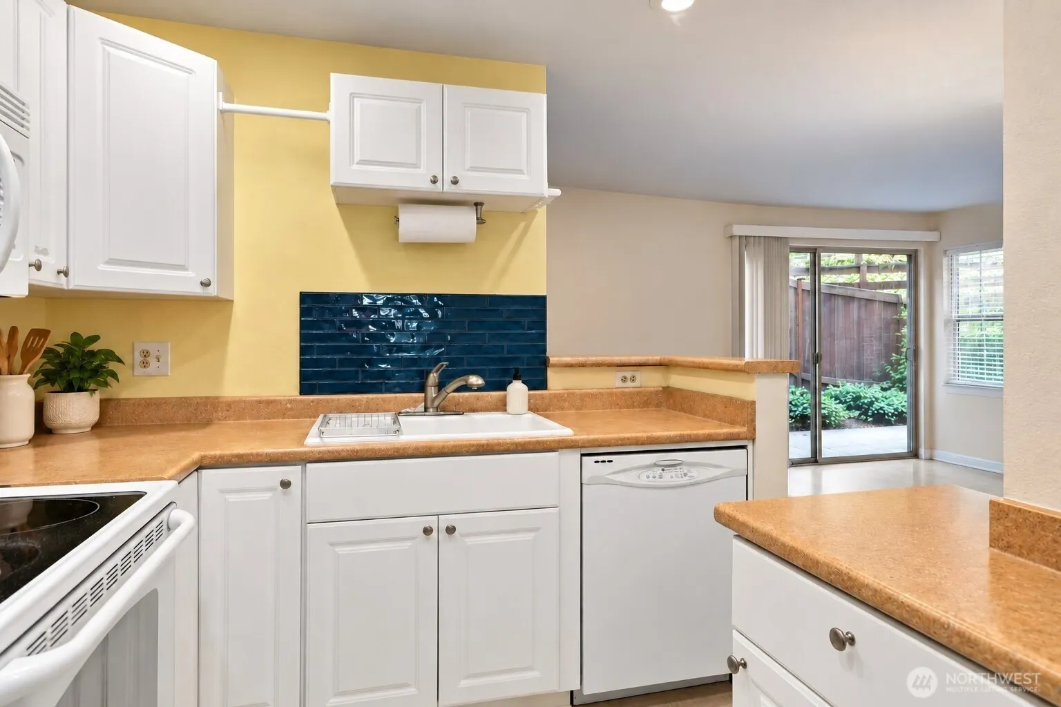 4160 178th Lane SE #5, Bellevue, WA 98008