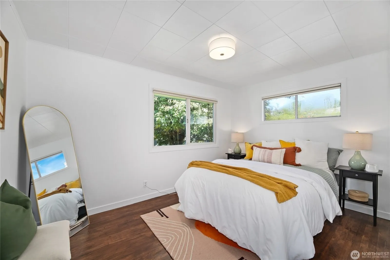 8826 22nd Avenue SW, Seattle, WA 98106