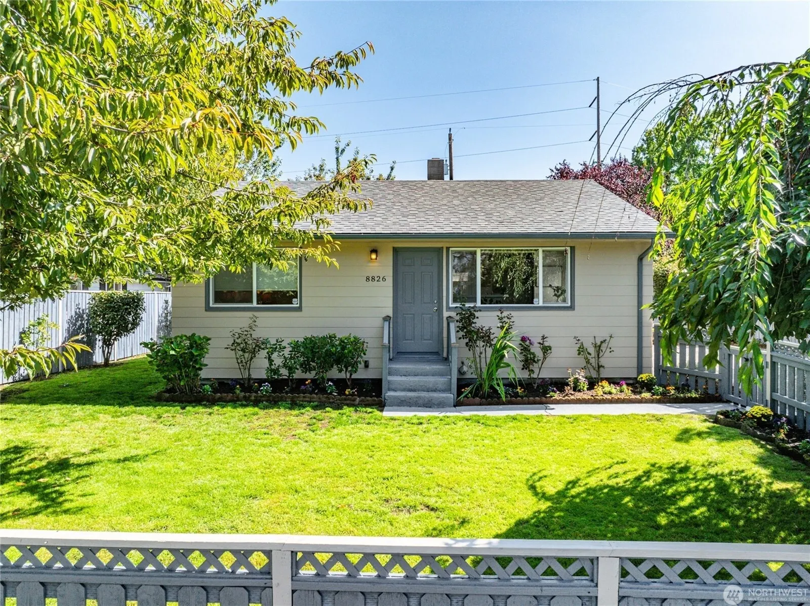 8826 22nd Avenue SW, Seattle, WA 98106