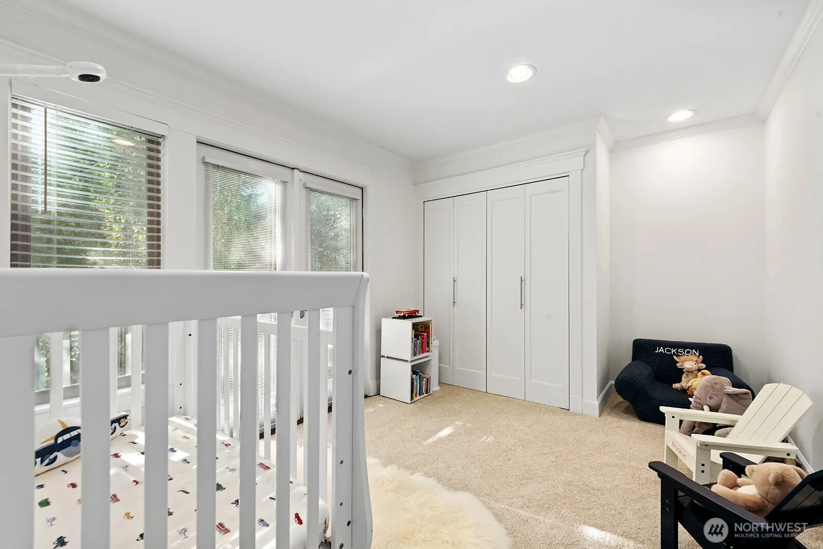 327 15th Avenue , Kirkland, WA 98033