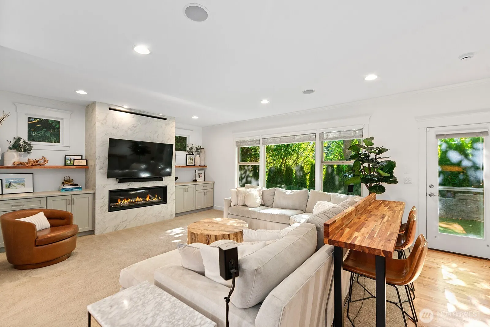327 15th Avenue , Kirkland, WA 98033