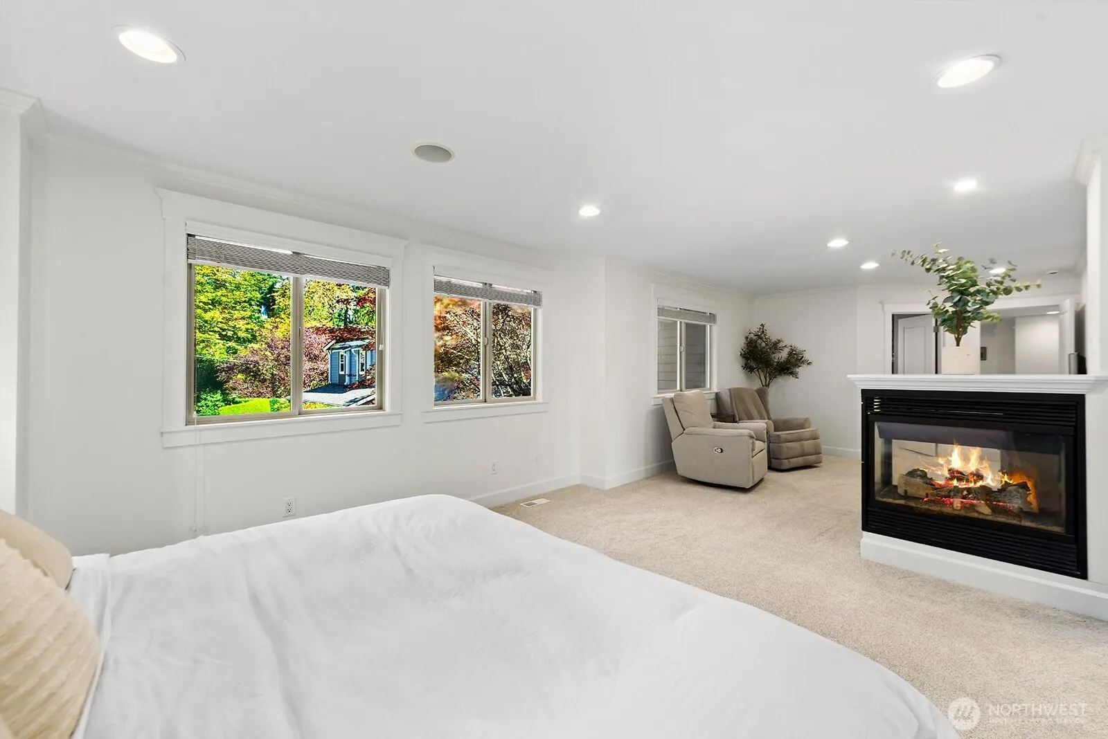 327 15th Avenue , Kirkland, WA 98033