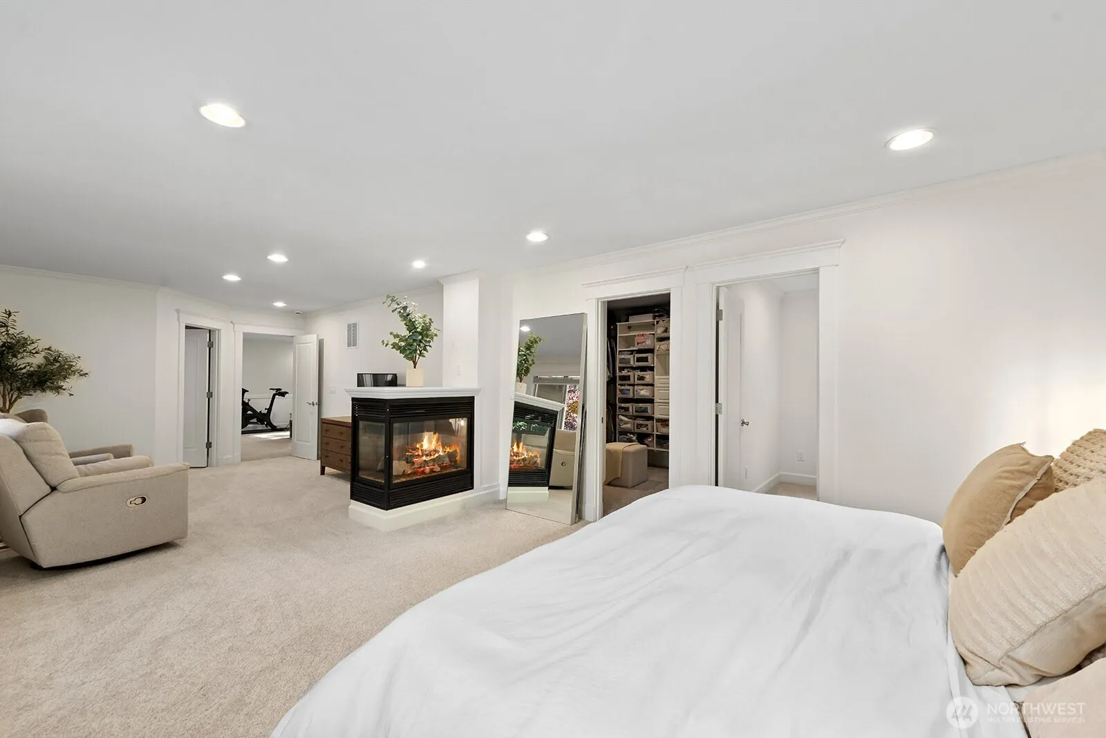 327 15th Avenue , Kirkland, WA 98033