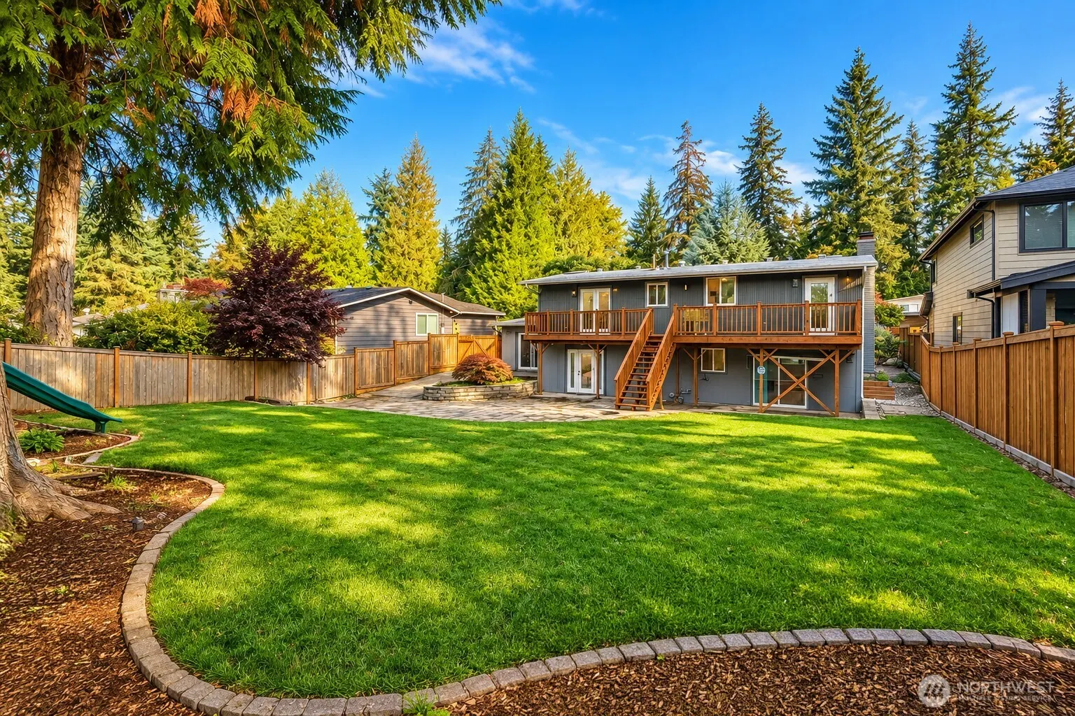 12119 NE 65th St , Kirkland, WA 98033