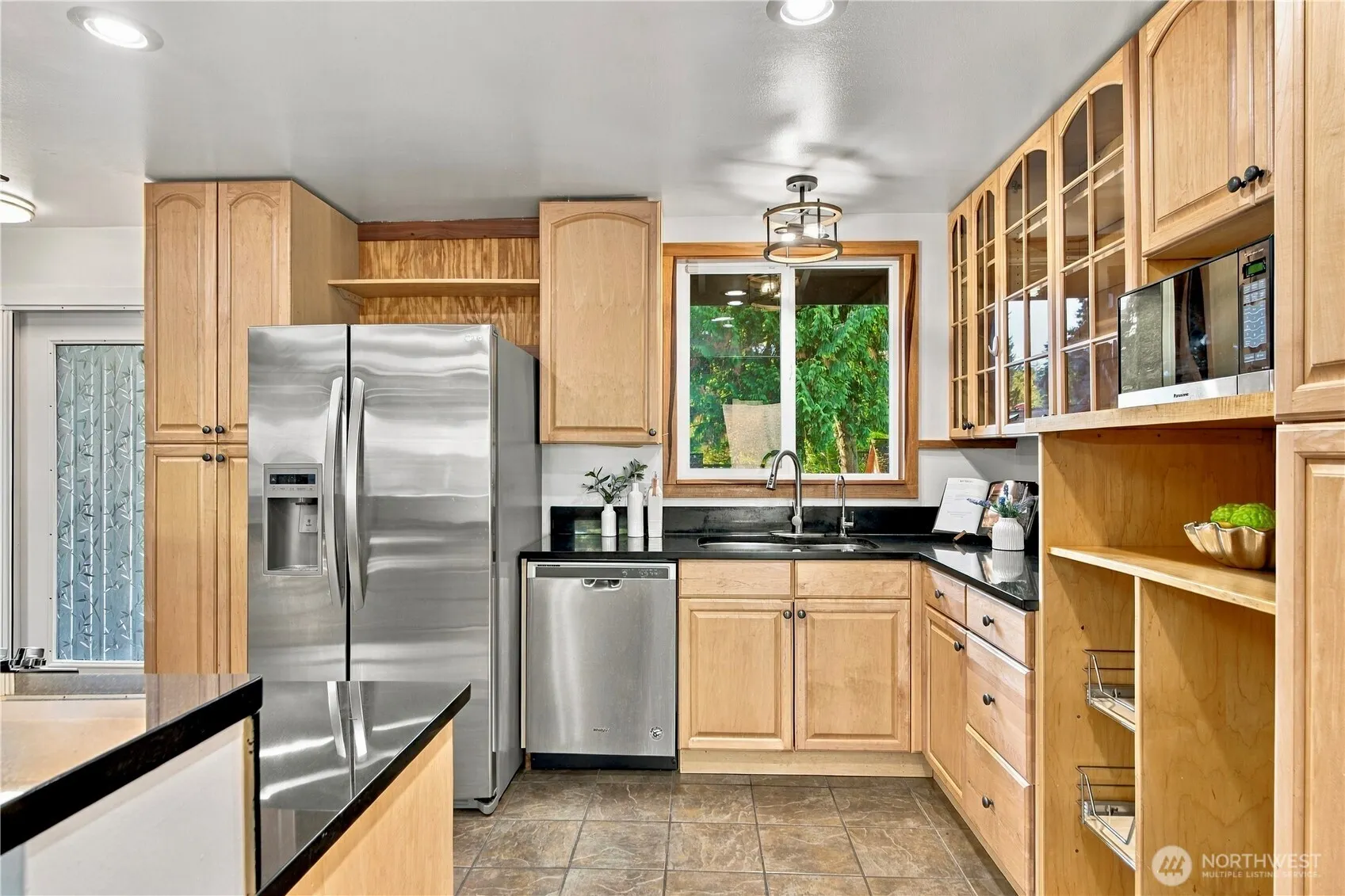 12119 NE 65th St , Kirkland, WA 98033