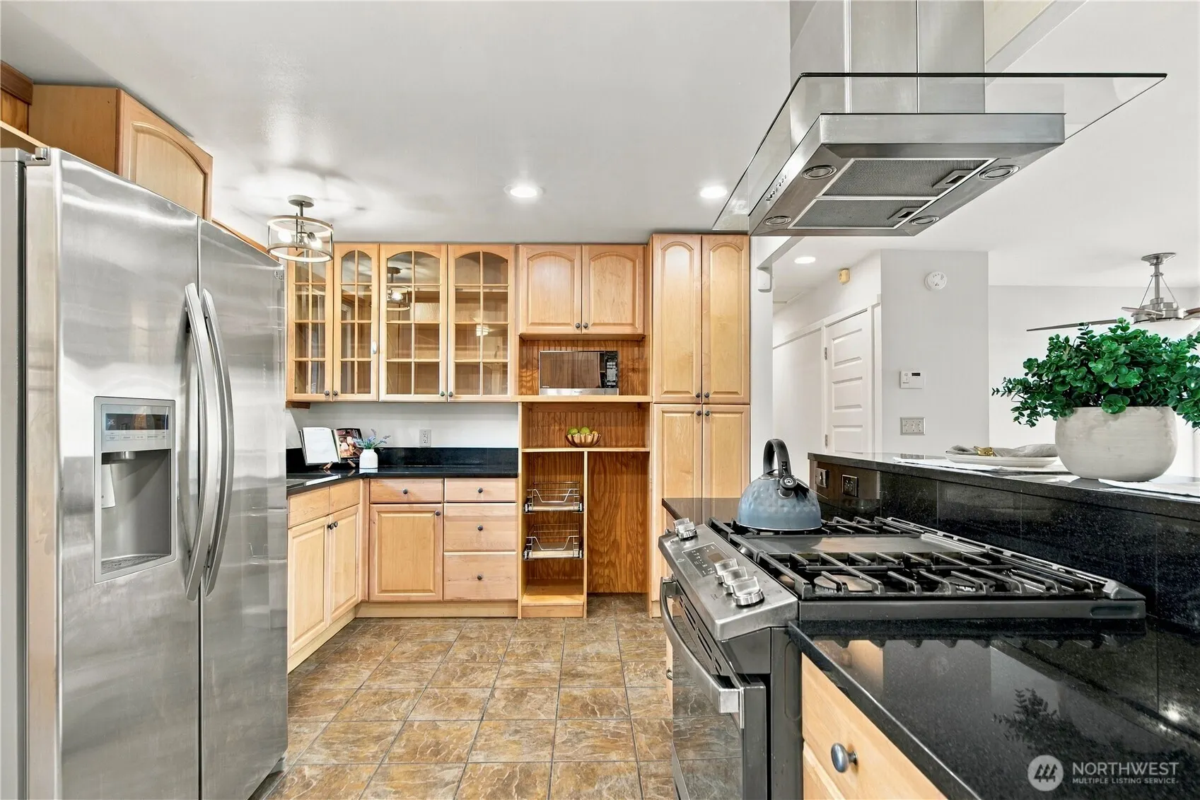 12119 NE 65th St , Kirkland, WA 98033