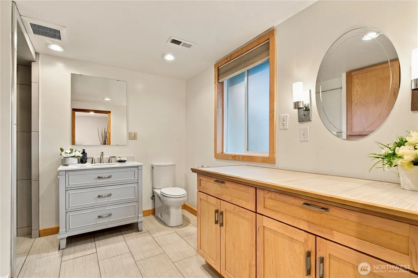 12119 NE 65th St , Kirkland, WA 98033