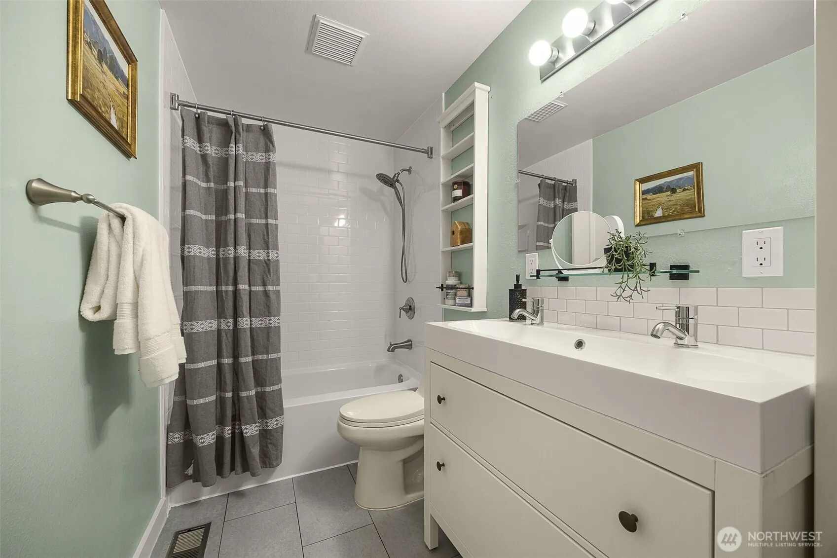 23008 Atlas Road , Bothell, WA 98021