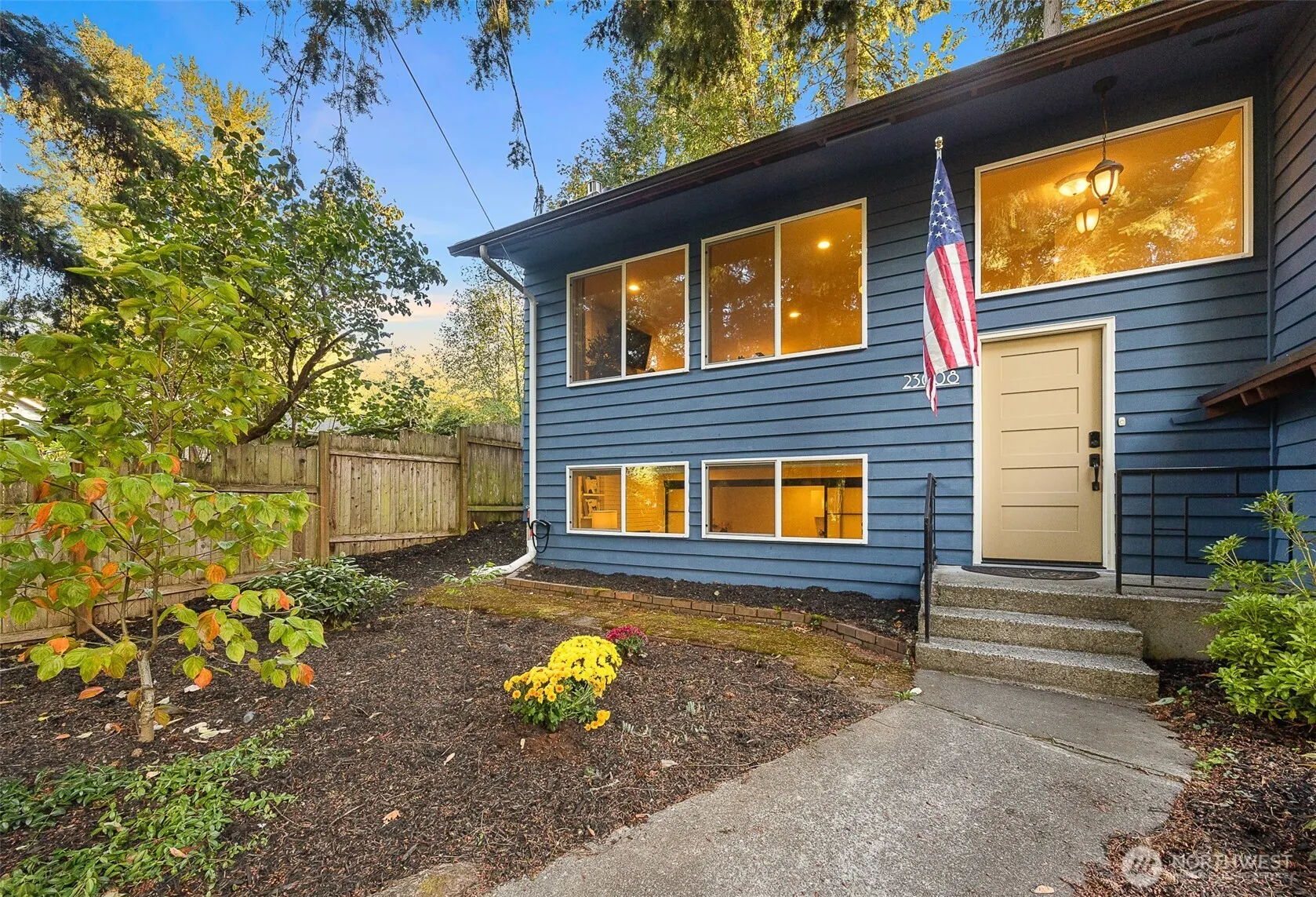 23008 Atlas Road , Bothell, WA 98021
