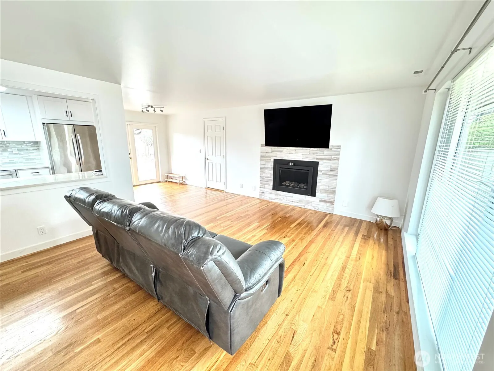 6311 188th Street SW, Lynnwood, WA 98037