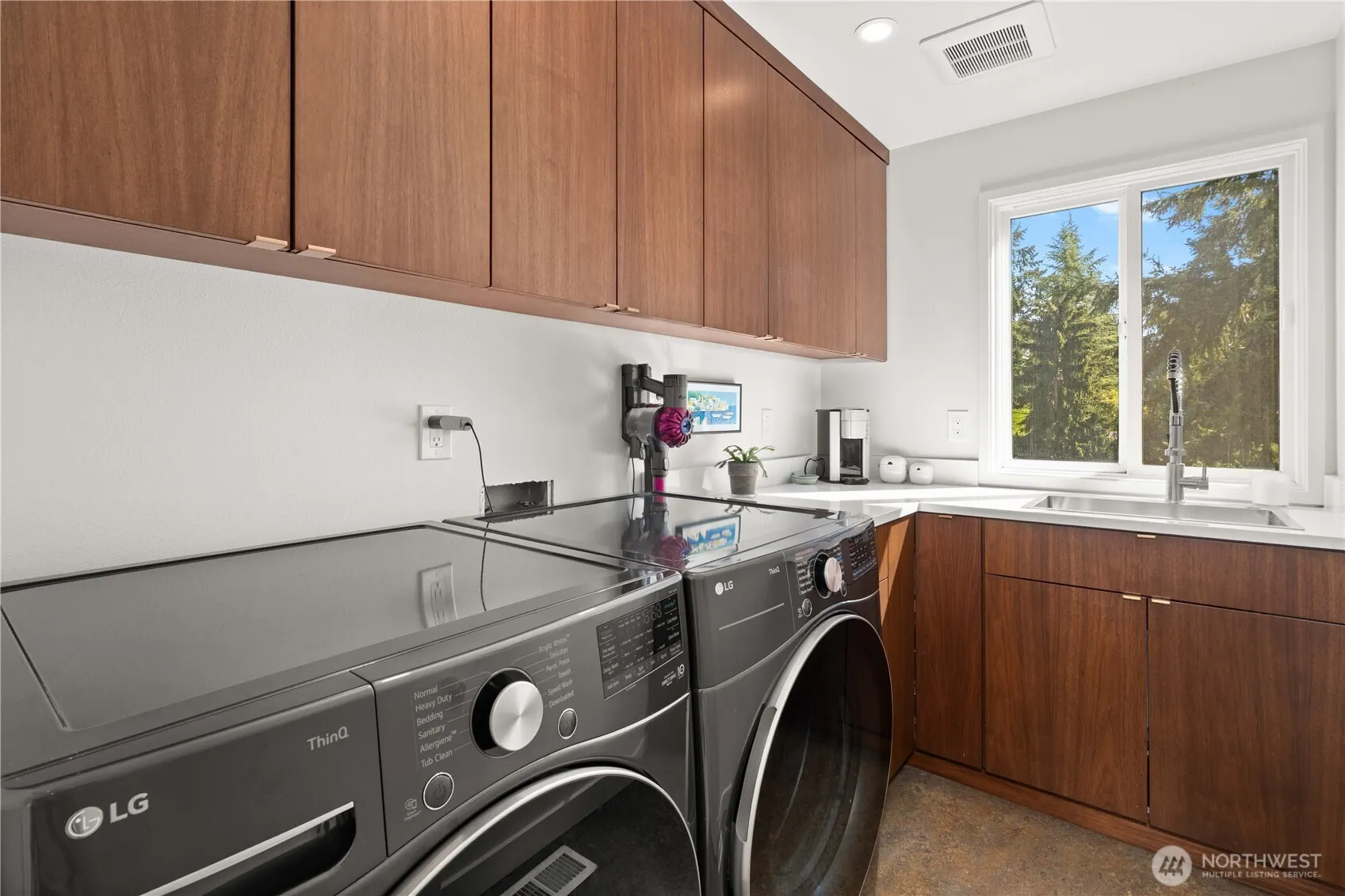 4815 102nd Lane NE, Kirkland, WA 98033