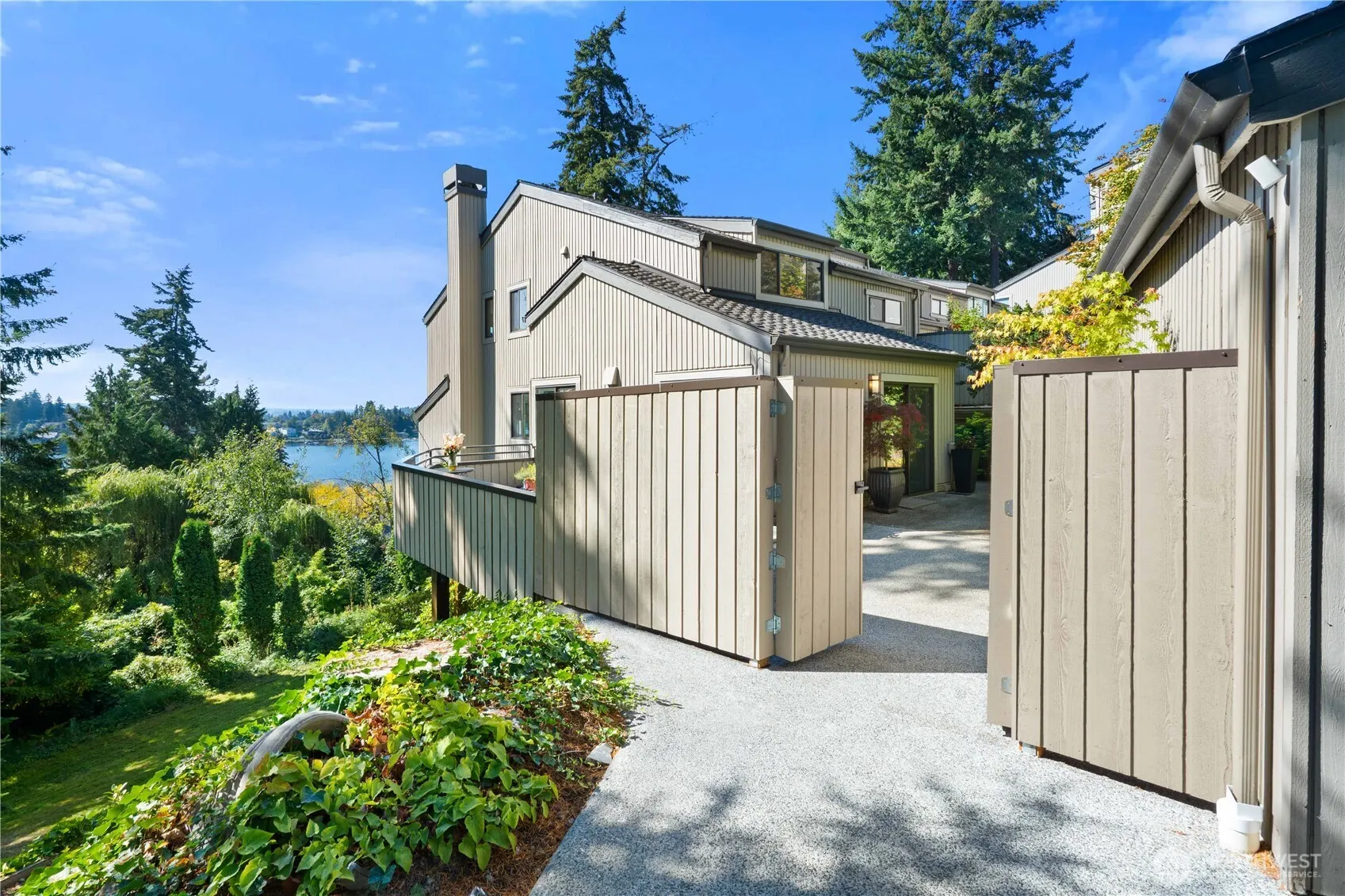 4815 102nd Lane NE, Kirkland, WA 98033